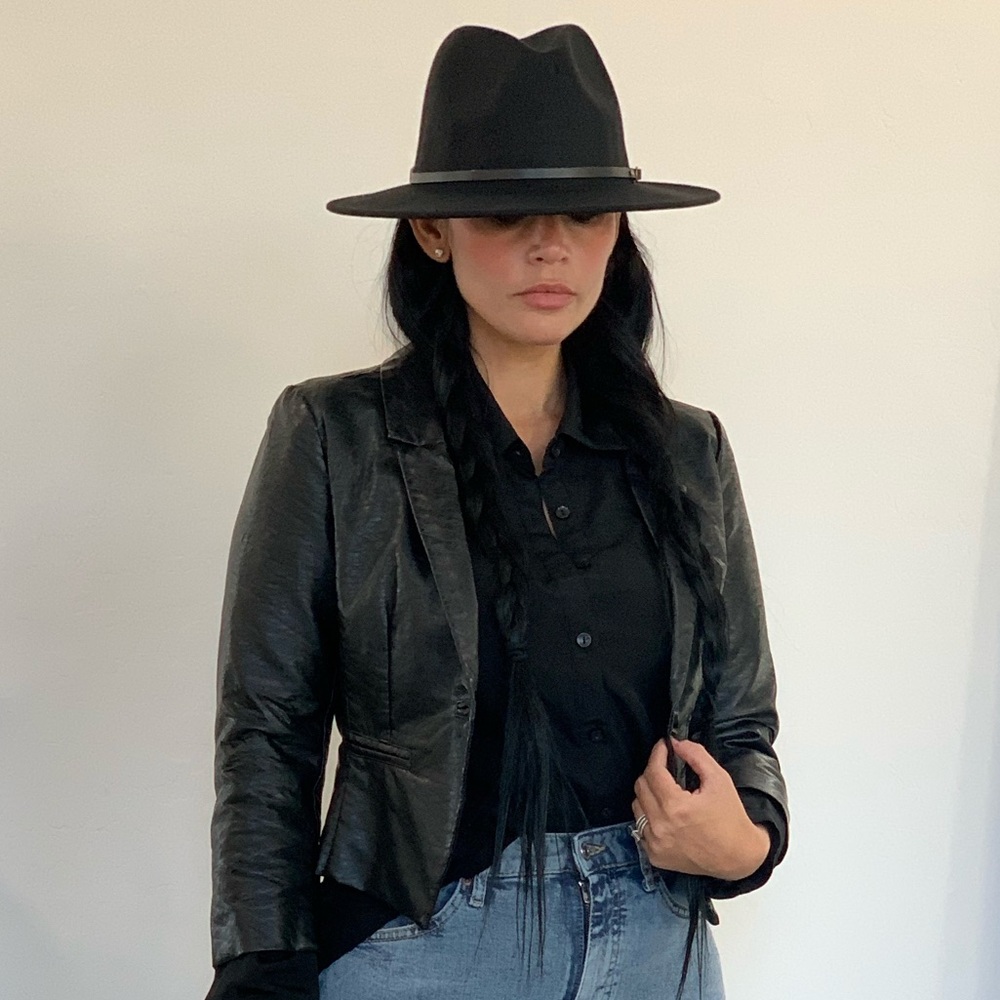 Black Faux Leather Crop Moto Biker Jacket - Picture 3 of 11